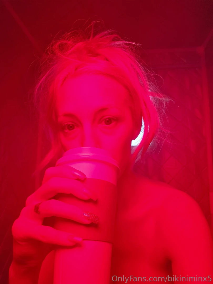 Red-light therapy sauna and coffee kinda morning been feeling crummy part 1 