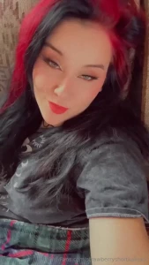 How do we feel about the new hair do you wanna pull it making more