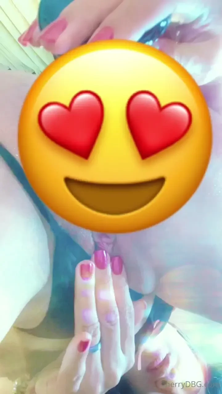 I m horny as fuck every single time so i decided to show you some 