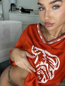 Waiting for your dm part 20