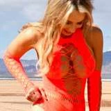 carrera_hotwife