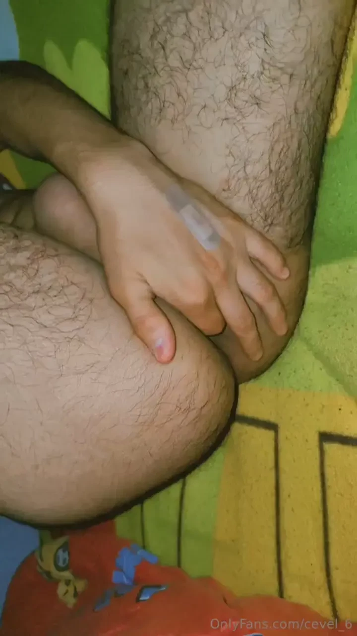 Ya que querian algo largo y demasiado fuera de lo normal para m aqu 