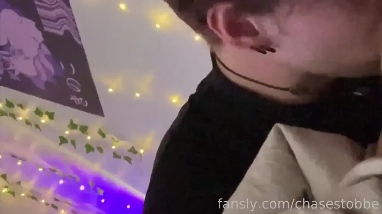 I get turned on by sucking my gfs tits so i pull out my dick and go 