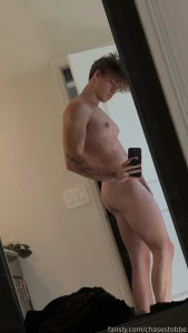 Some booty pics v-line nude abs pecs nipples part 12