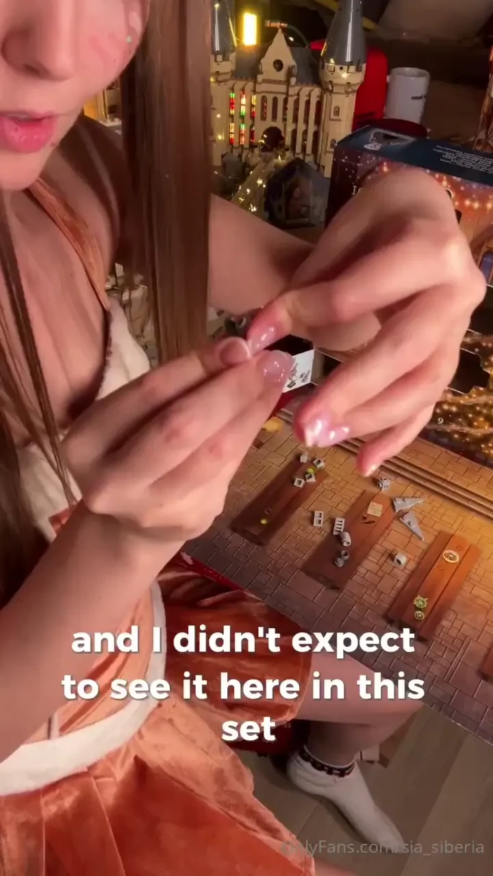 Let s open the lego harry potter advent together day 7 who watched the 