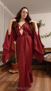 So i got two new dresses that arrived today and i feel like a goddess