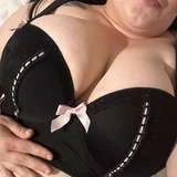 sexybrunette95