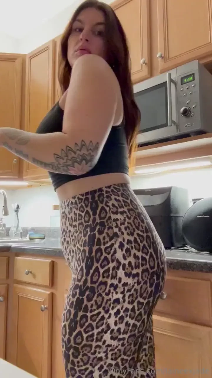 What do you think of my scary spice costume from last night lainee was 