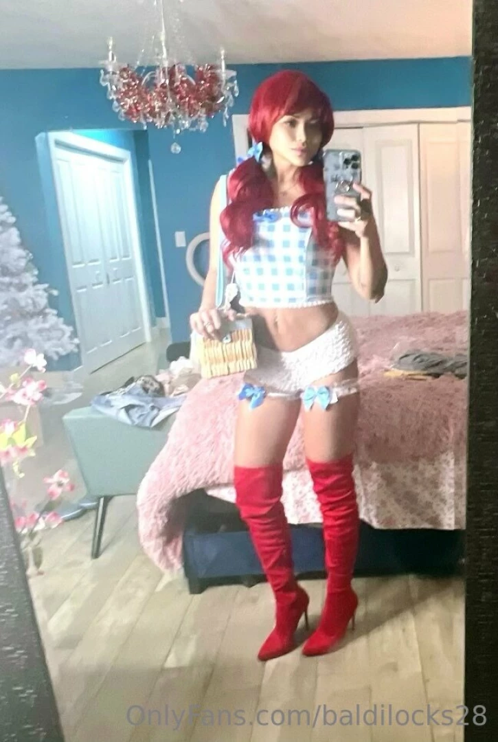 Azn_beth_lin_official 