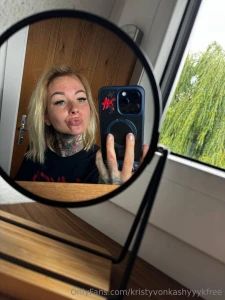 Mind if i blow you a kiss