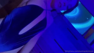 Do you like it when i show off my petite body baby
