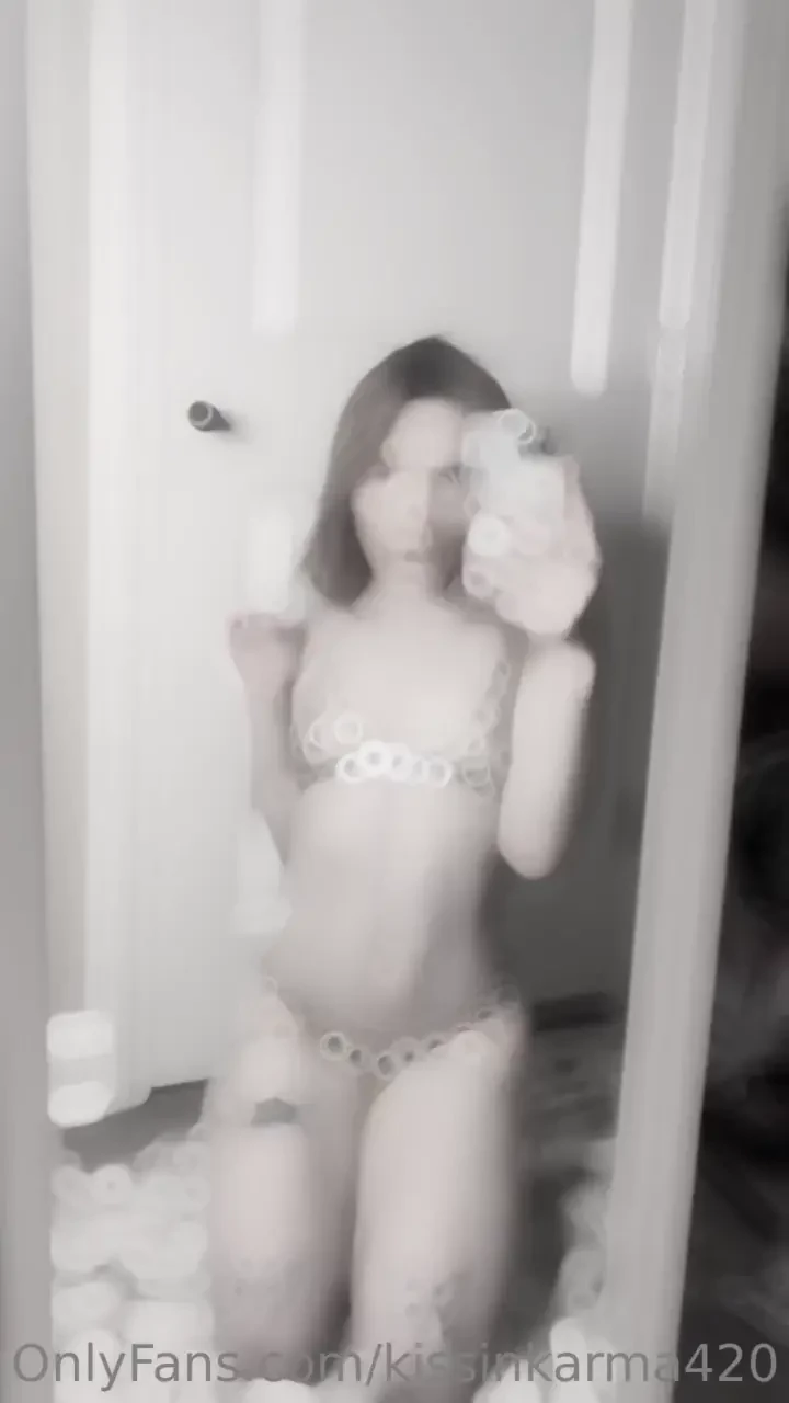 Hehe good thing i can post nsfw tiktoks here 