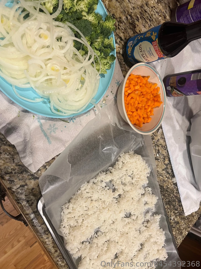 Cooking fried rice mm i love asian cuisine naughty video in the works part 3 