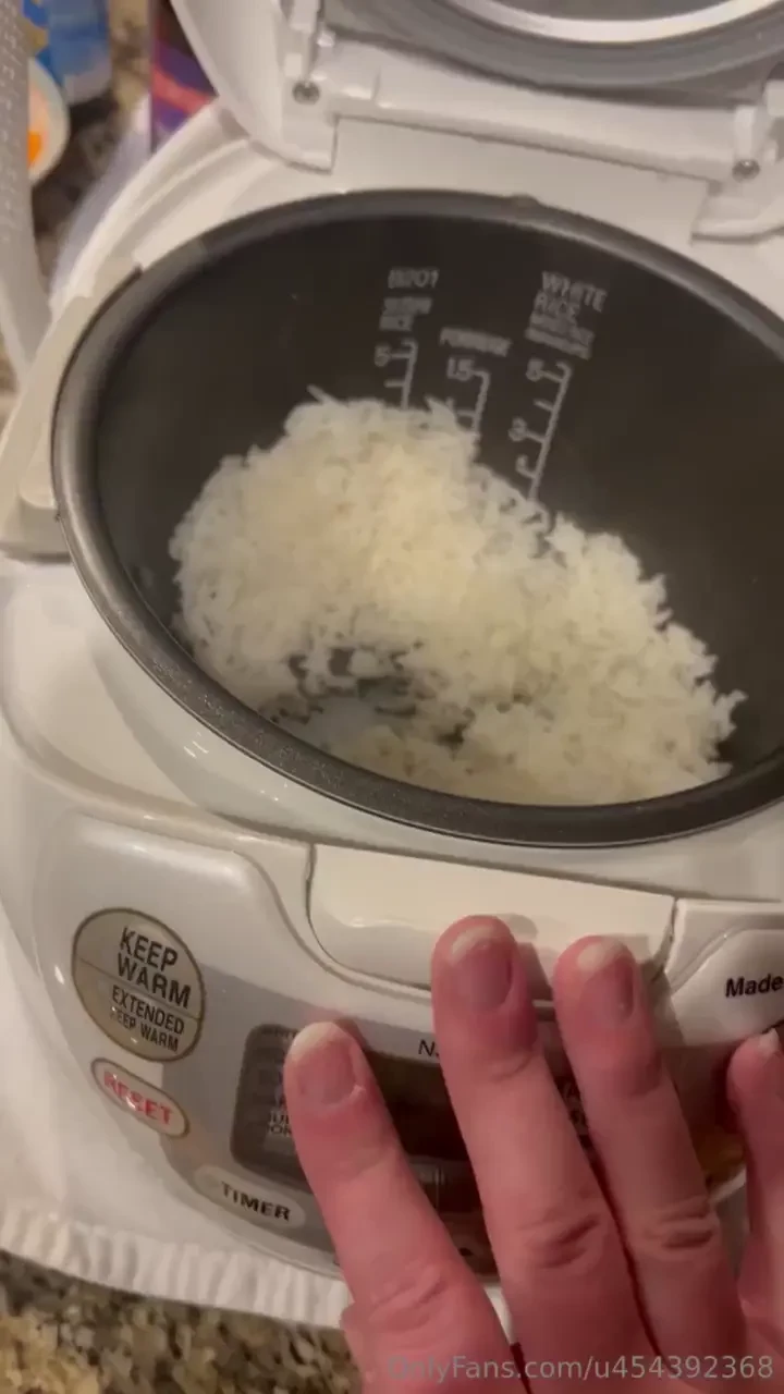 Cooking fried rice mm i love asian cuisine naughty video in the works 