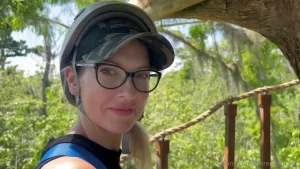 Getting to know me here is the second set of photos and video clips