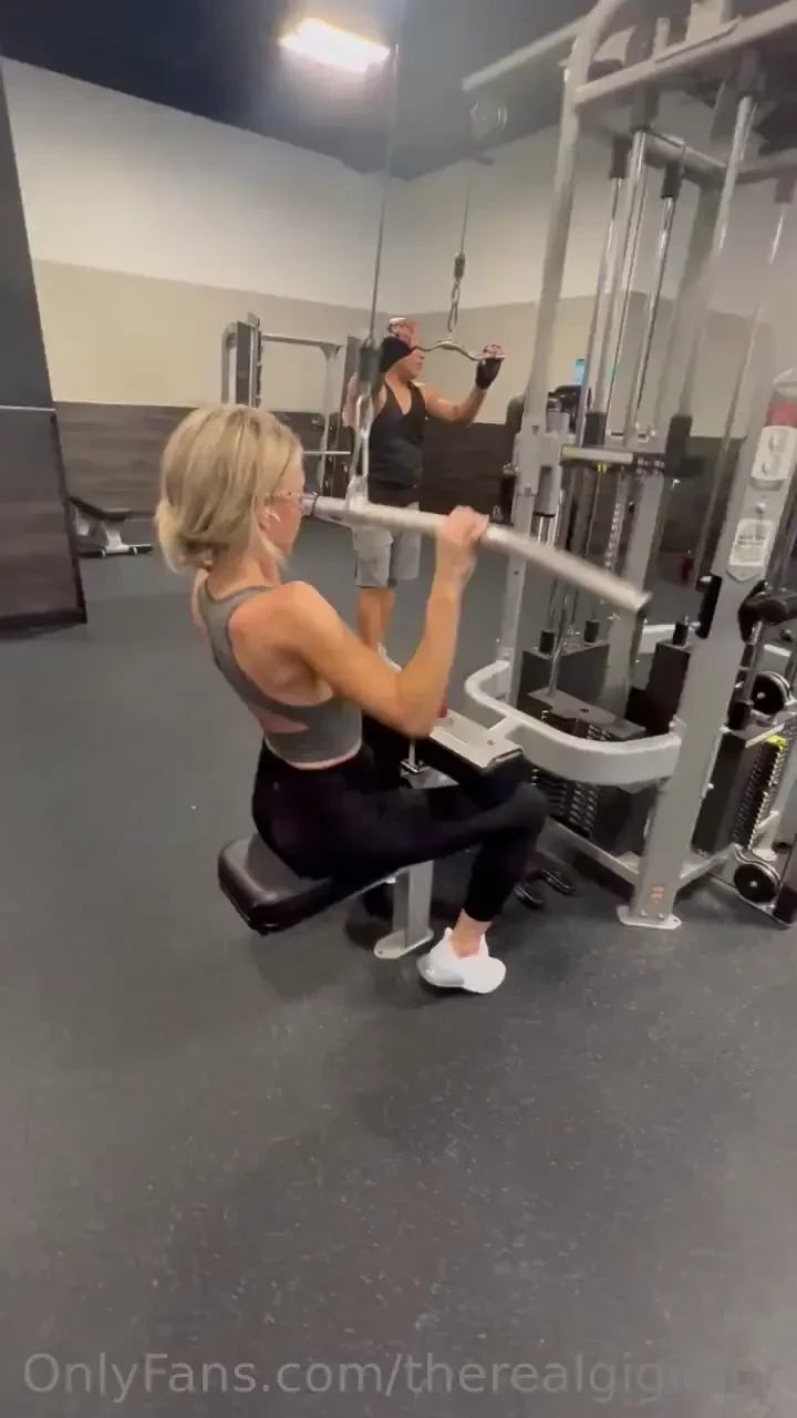 Last workout before exxxotica 