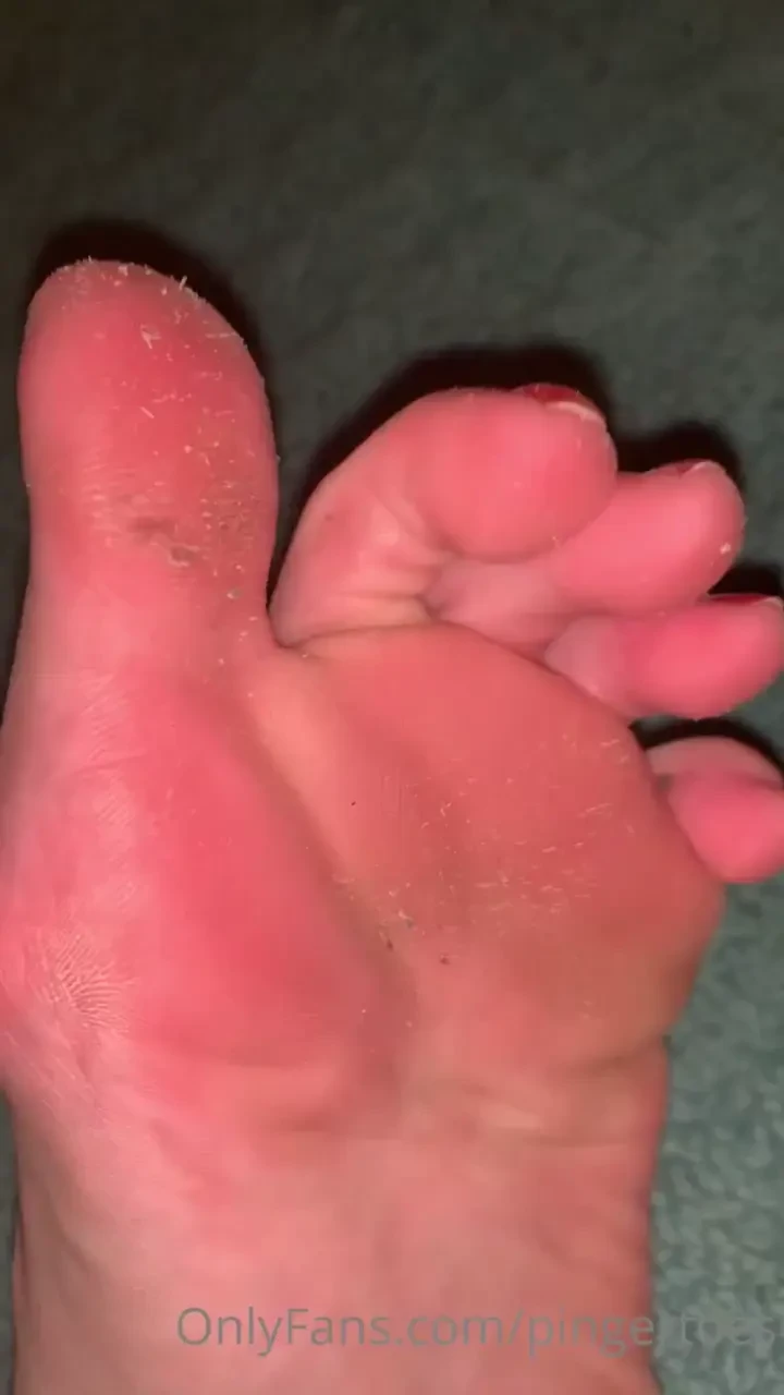 Just got off work no socks tonight lots of jam mmmm 