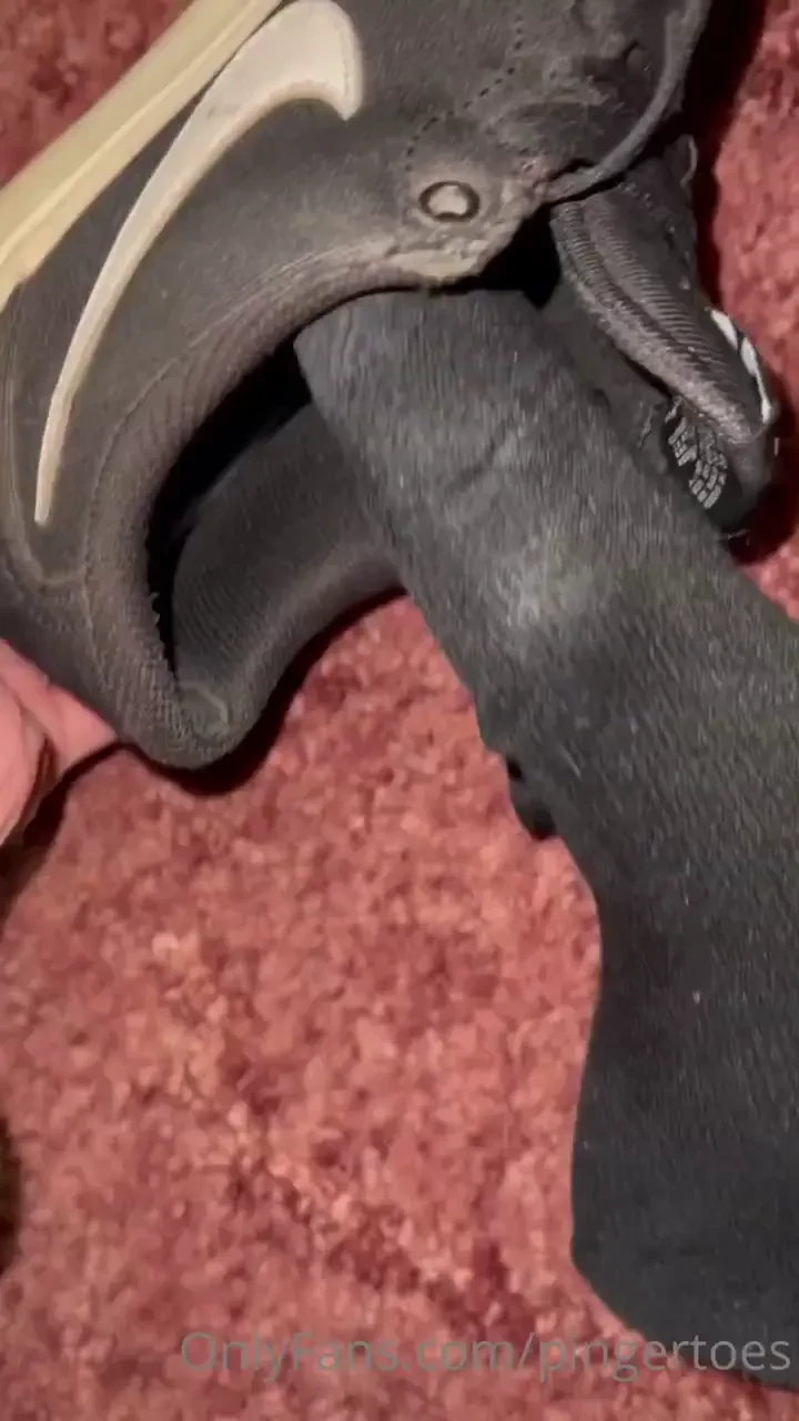 Stinky sweaty linty girl you ll enjoy this unedited one gonna finally 