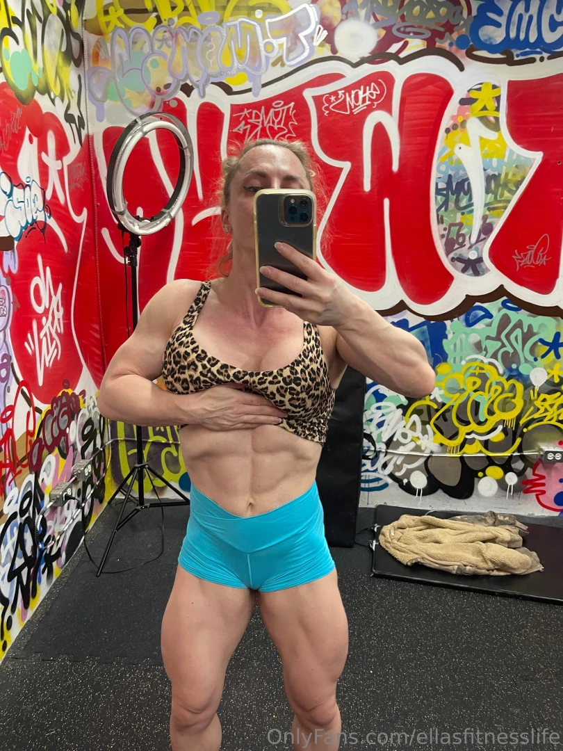 Imagine oiling my boobs i mean abs 