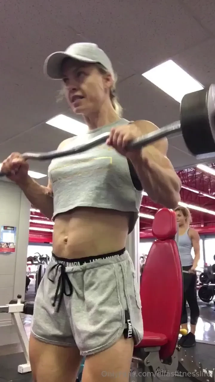 I know some of you simply love seeing me shredded in action so here is 