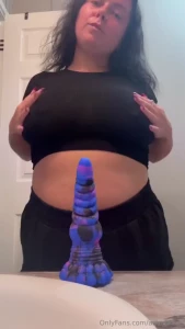 Hi happy october it s my favorite time of the year i got new nails amp