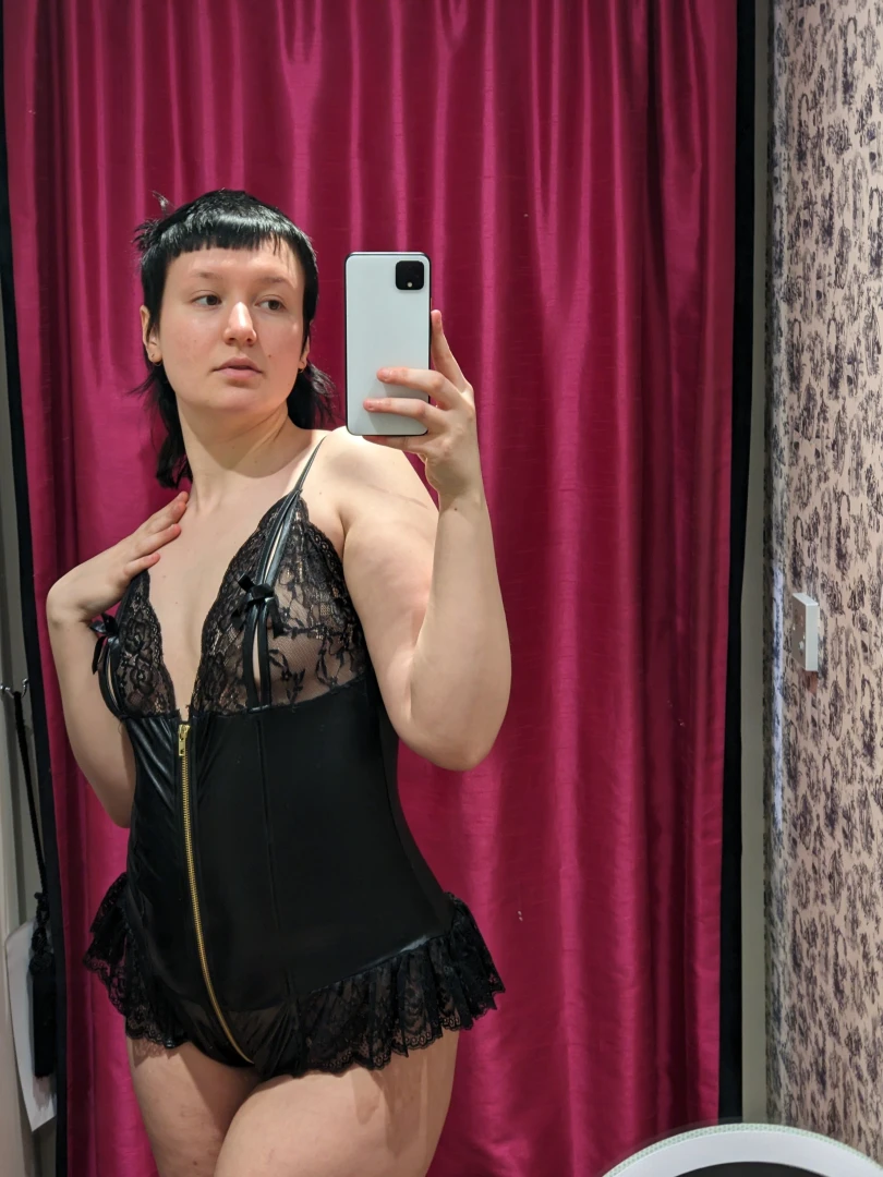Merry christmas lt 3 i know i said i was taking a break but i just had part 7 