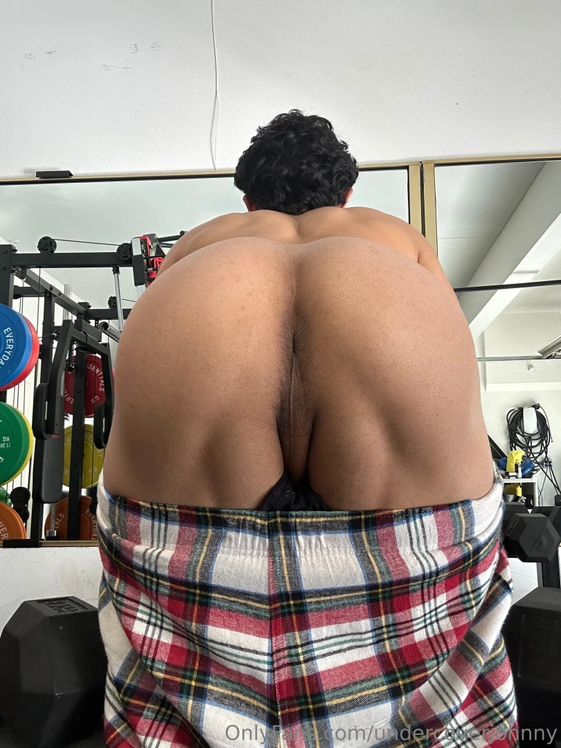 Merry christmas it s a garage workout today i might be growing the part 3 