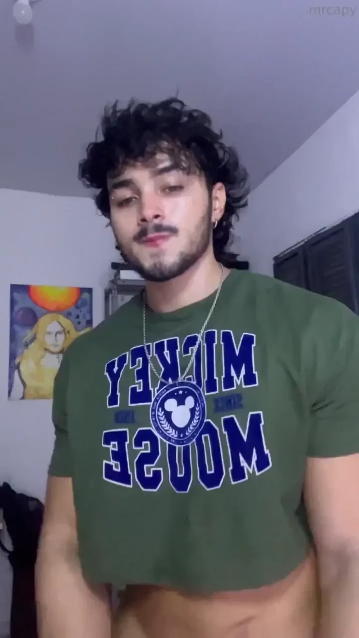 Help me with your little mouth 