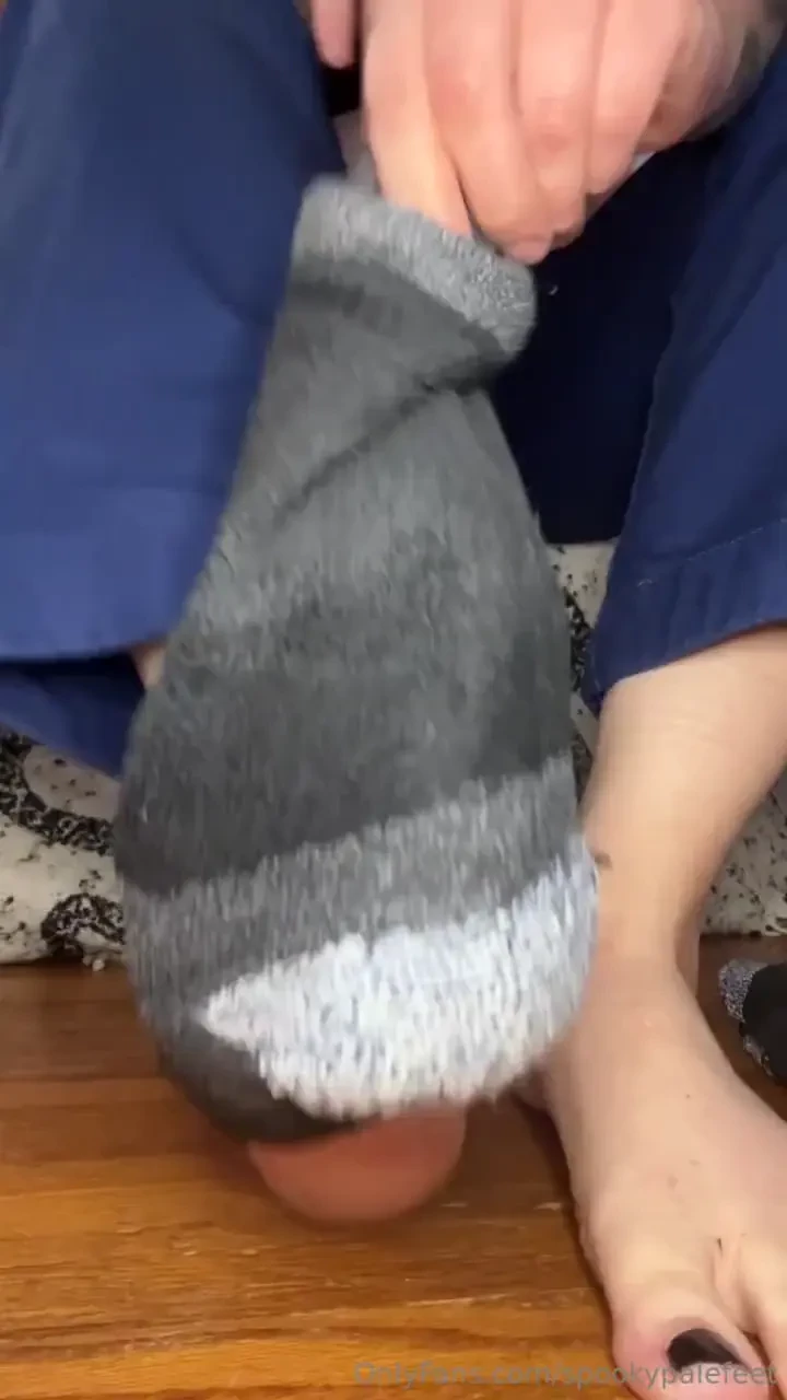 Day 2 in these socks i ve started collecting toe jam and i still love 