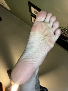 Stop and study my sole wrinkles