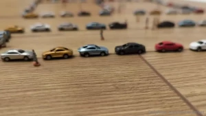 Arriving at home and from nowhere a tiny parking full of cars was in