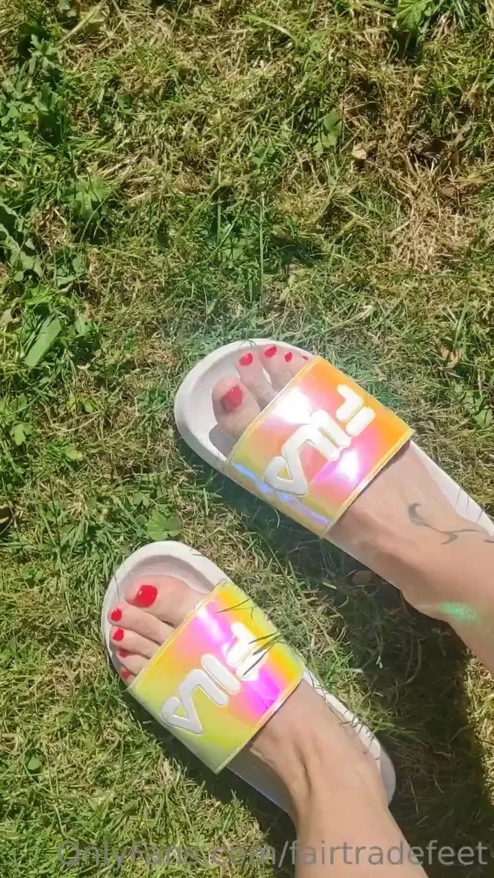 Gardening day where are you you should be here to help me 