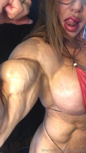 Some of my craziest bicep pics these are all real pics no ai part 4