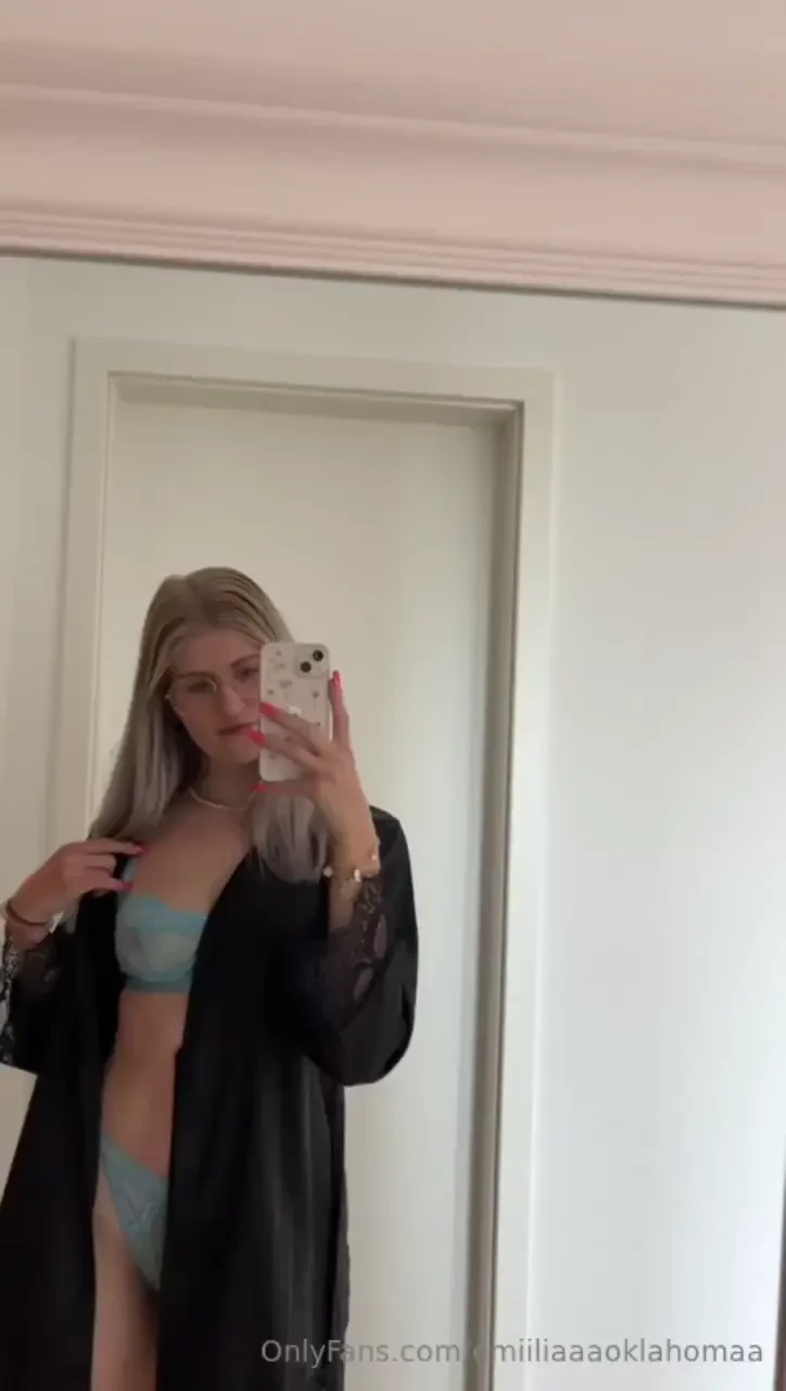 I think i should remove my rope i look much better without it agree 