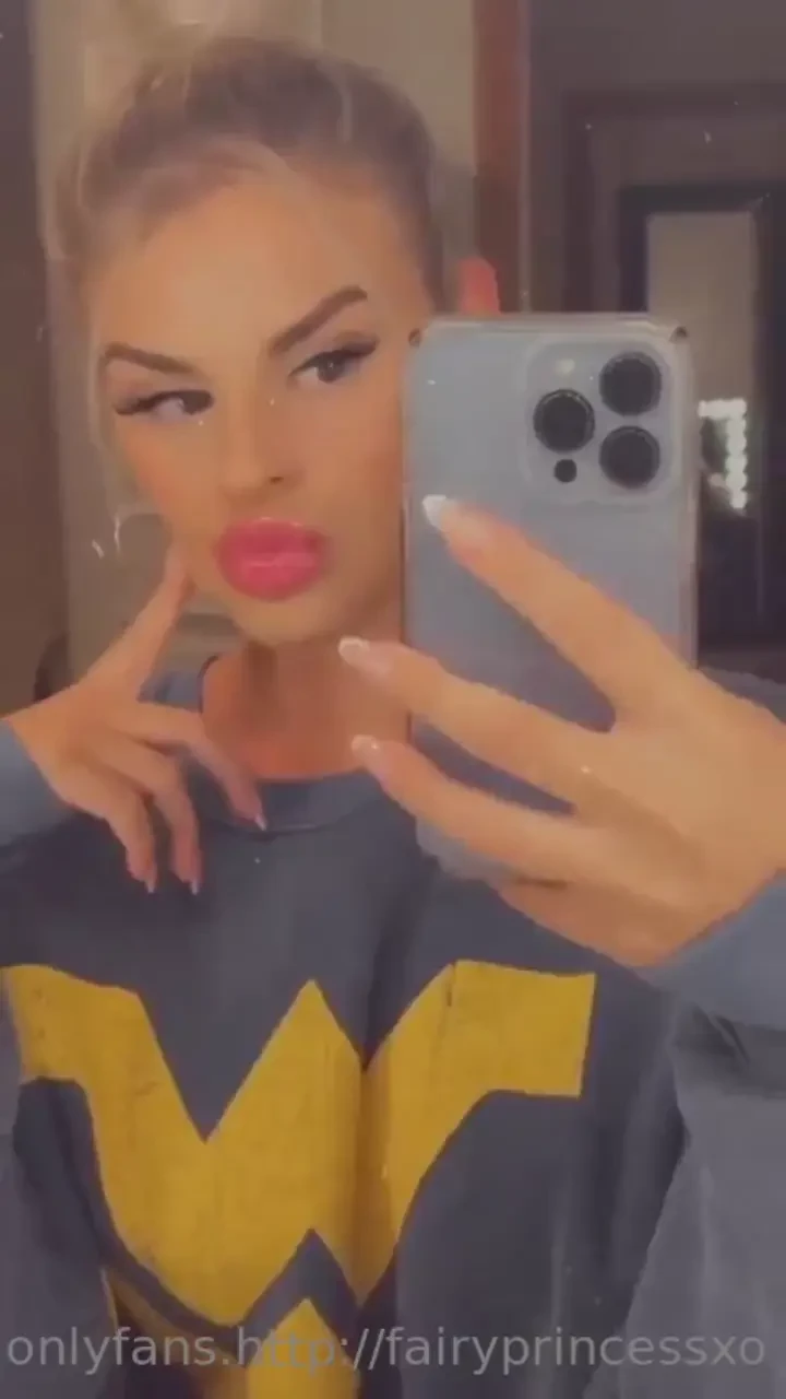 Tip this post only 12 for 2 nude videos 