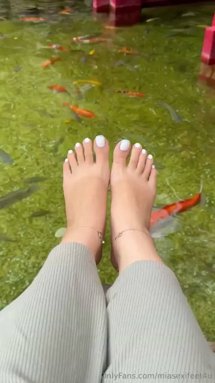 Care to hang with me on a sunny sunday 