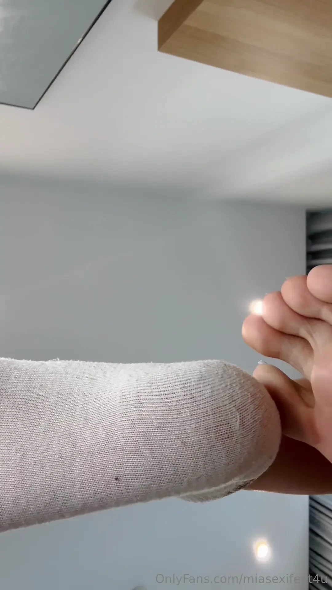 Does this make you wanna be under my and clean them spotless for me 