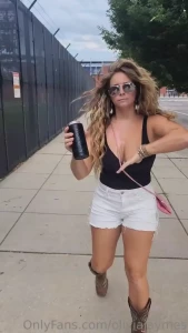 Bring me out for the evening and i ll show you my tits it s an equal