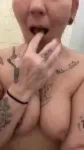 Yayyyy to having over 1k on this page hop over to my vip synfulunicorn