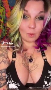 Happy titty tuesday make sure your following me on all platforms amp