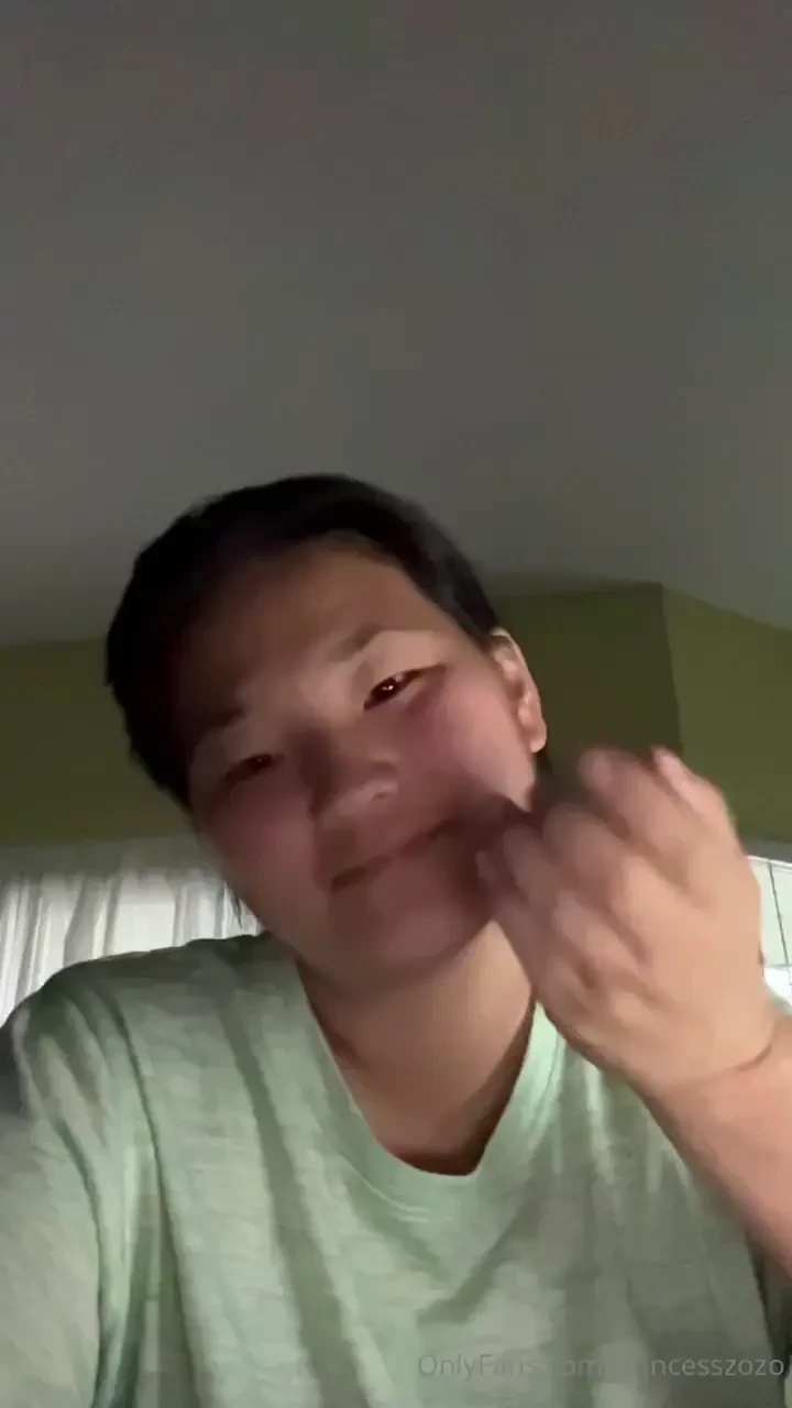 My cute sweet little side cum see my naughty side on my vip 