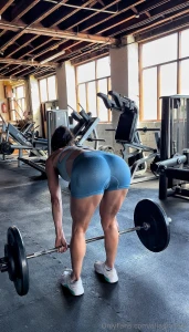 Would you get to distracted if i was at your gym