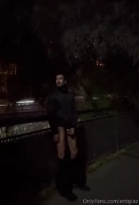 Ni un alma pero deseando mil pollas