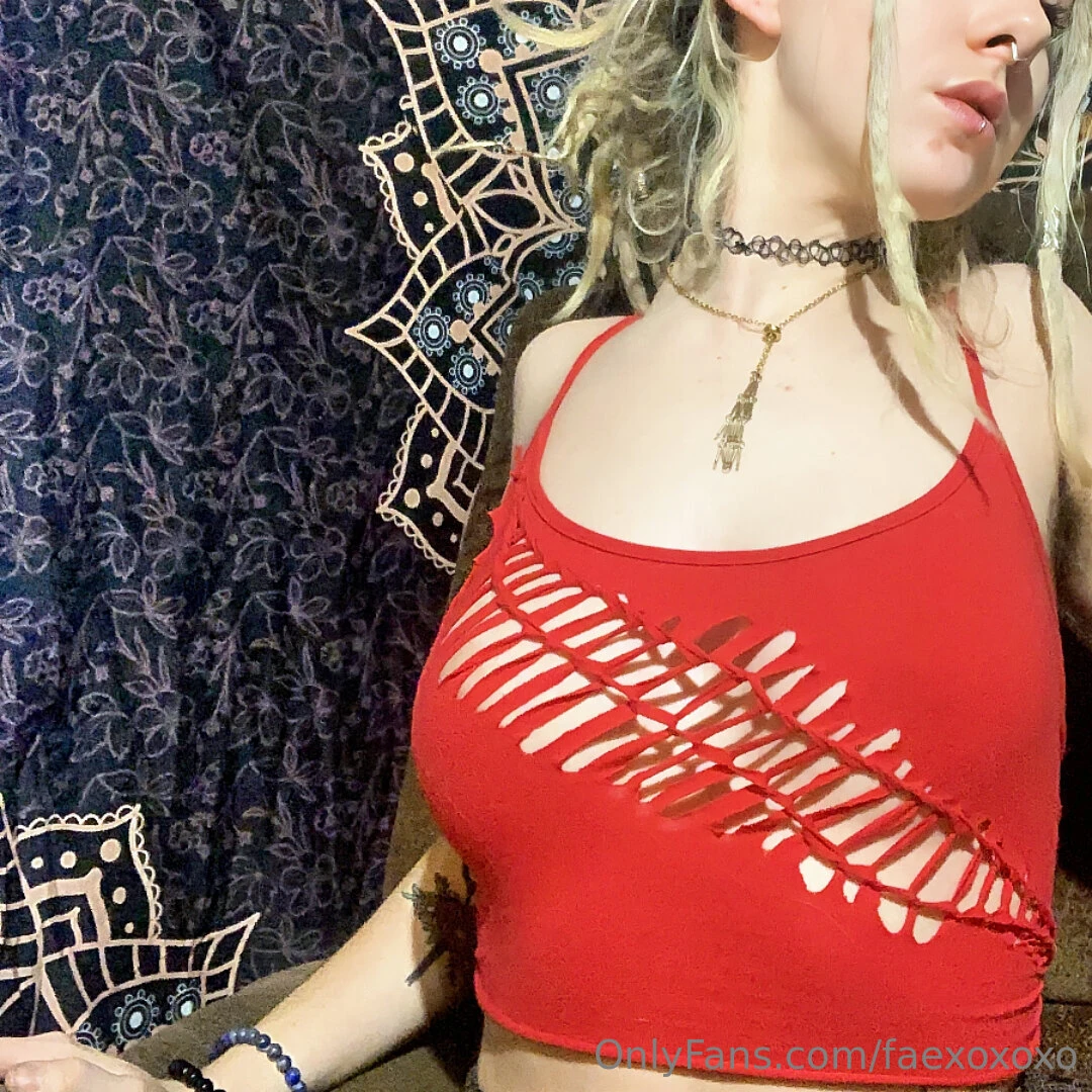I like ripping up my clothes okay makes it easier for you to rip it part 4 