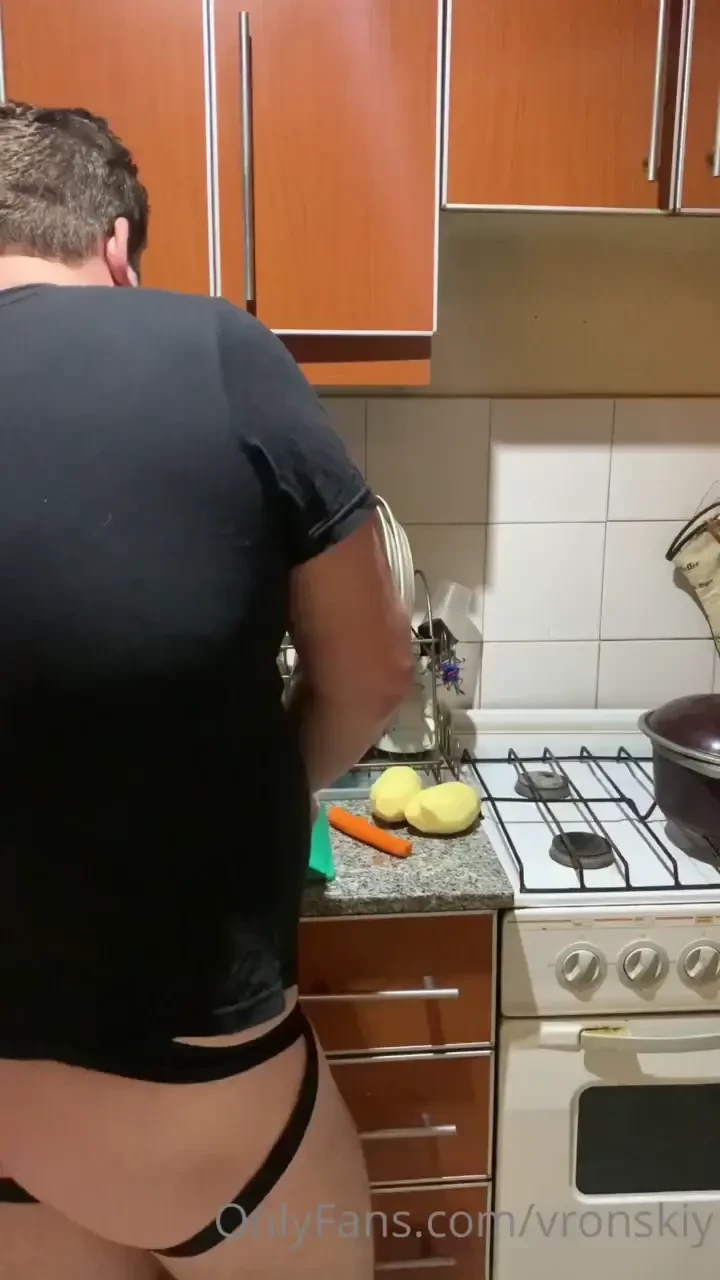 I like to cook and to cum why not to combine both things 