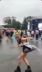 Who likes rave booty amp amp just a clip of happiness that wont be part 1