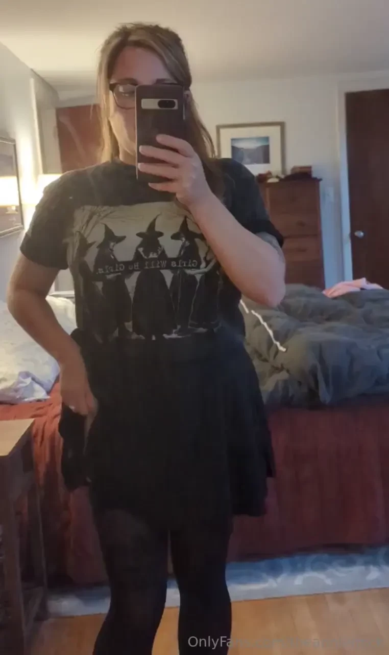 Date night with stagmick - panties on or off 