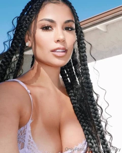 Sexy sunday time to put these in your face