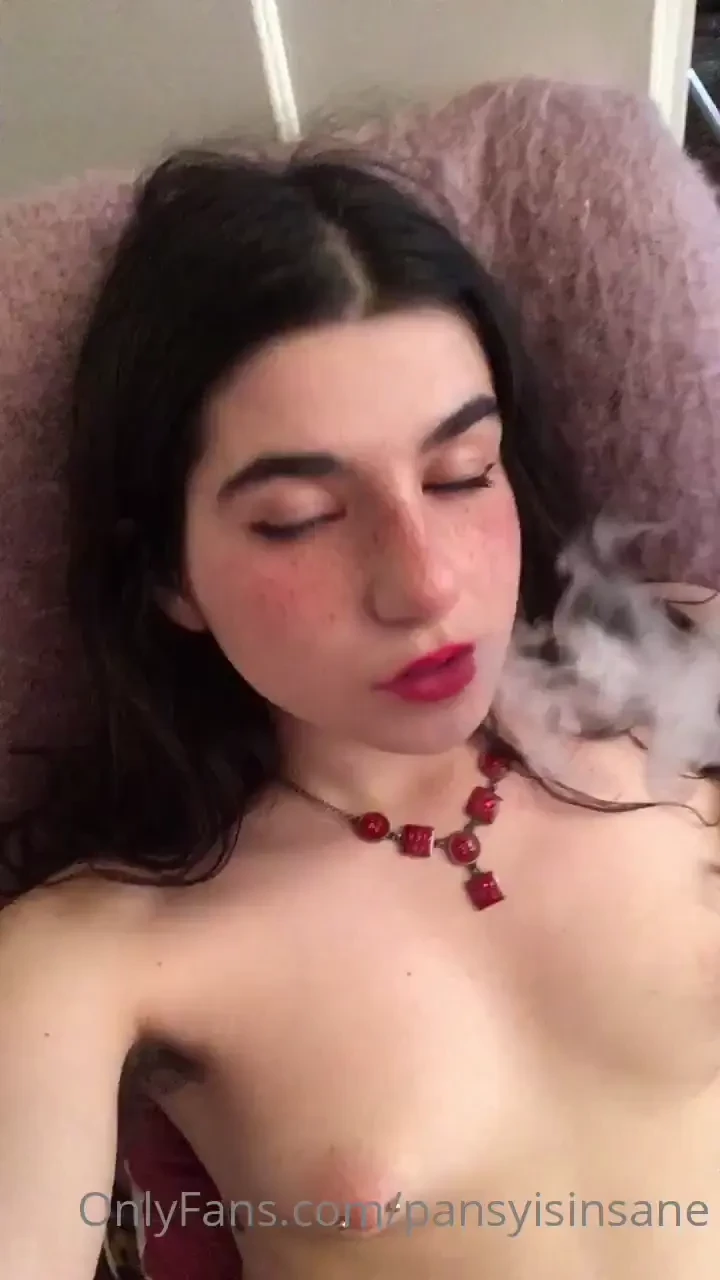 Vaping in front of n oubliez pas les paroles whilst my grandma takes 