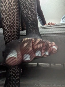 Tell me which toe would you kiss first